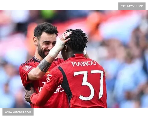 巴萨决赛力克曼联捧起冠军奖杯再度证明欧洲霸主地位